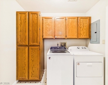 881 E Calvada Boulevard - Photo Thumbnail 19