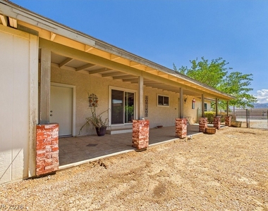881 E Calvada Boulevard - Photo Thumbnail 46