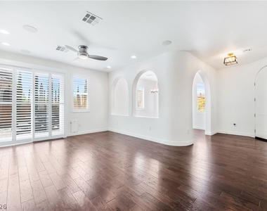 11182 Corsica Mist Avenue - Photo Thumbnail 3