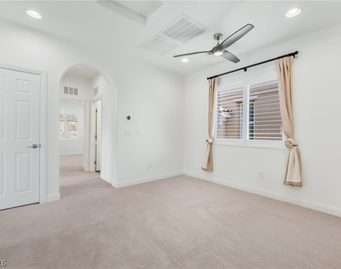 11182 Corsica Mist Avenue - Photo Thumbnail 9