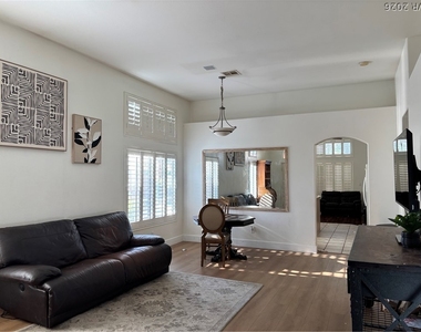 7815 Windward Road - Photo Thumbnail 4