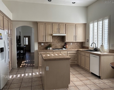 7815 Windward Road - Photo Thumbnail 1