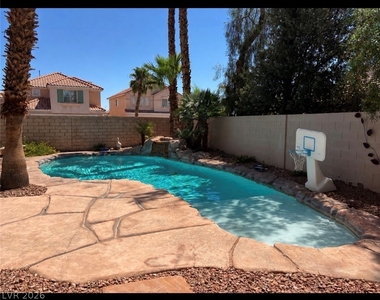 7815 Windward Road - Photo Thumbnail 9