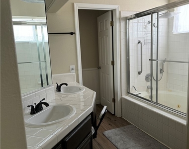 5904 Alimar Drive - Photo Thumbnail 7