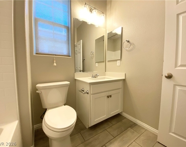 536 Celebratory Place - Photo Thumbnail 14