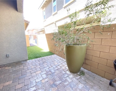 536 Celebratory Place - Photo Thumbnail 5