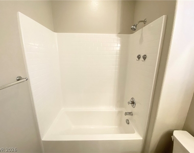 536 Celebratory Place - Photo Thumbnail 13