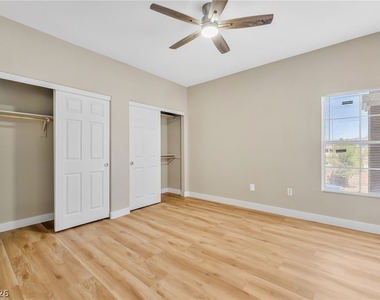 830 Carnegie Street - Photo Thumbnail 6