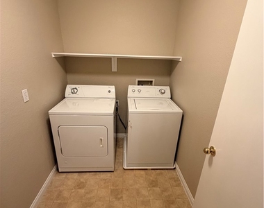 6535 Goldfield Street - Photo Thumbnail 26