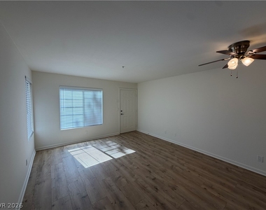2130 Sealion Drive - Photo Thumbnail 6