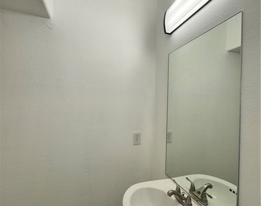 3532 Enchanted Mesa Court - Photo Thumbnail 13