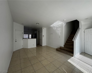 3532 Enchanted Mesa Court - Photo Thumbnail 5