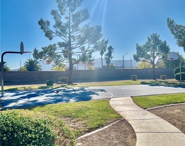 1624 Coyote Run Drive - Photo Thumbnail 21