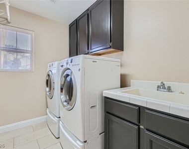 7624 Desert Largo Avenue - Photo Thumbnail 19