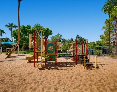 7624 Desert Largo Avenue - Photo Thumbnail 36