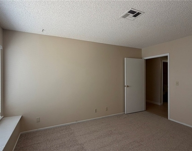 6368 Spring Meadow Drive - Photo Thumbnail 15