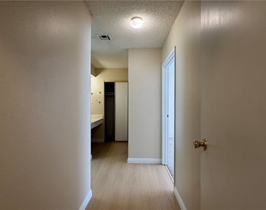 6368 Spring Meadow Drive - Photo Thumbnail 30