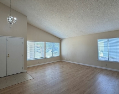 6368 Spring Meadow Drive - Photo Thumbnail 5
