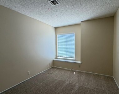 6368 Spring Meadow Drive - Photo Thumbnail 29