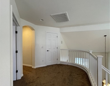 10155 Tait Street - Photo Thumbnail 6