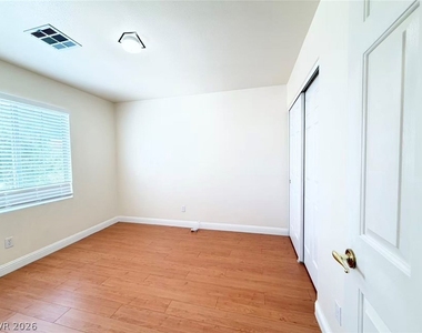 10420 Prime View Court - Photo Thumbnail 16