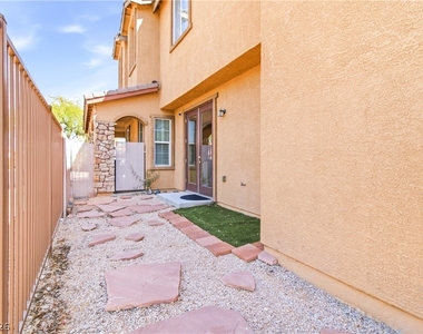10051 Candy Bouquet Street - Photo Thumbnail 25