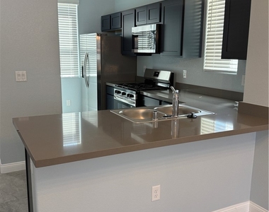5425 Brazelton Street - Photo Thumbnail 5
