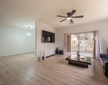 800 Peachy Canyon Circle - Photo Thumbnail 11