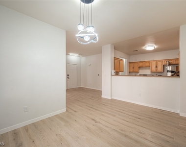 800 Peachy Canyon Circle - Photo Thumbnail 20