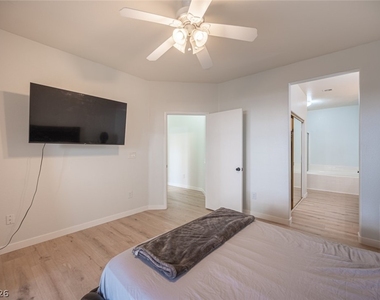 800 Peachy Canyon Circle - Photo Thumbnail 33