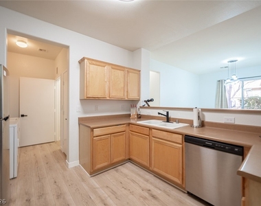 800 Peachy Canyon Circle - Photo Thumbnail 23