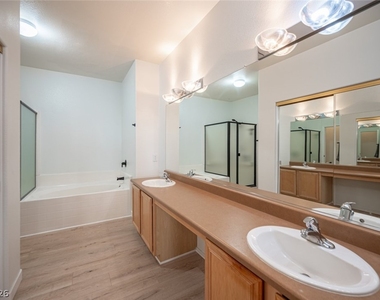 800 Peachy Canyon Circle - Photo Thumbnail 38