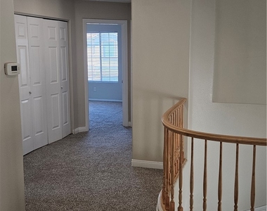 4660 W Altina Street - Photo Thumbnail 3