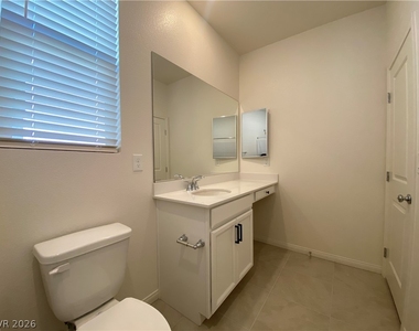 4231 Scarlet Cob Avenue - Photo Thumbnail 15
