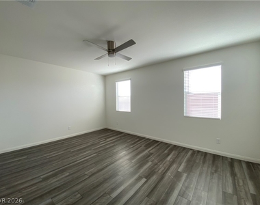 4231 Scarlet Cob Avenue - Photo Thumbnail 25