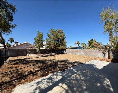 7428 Jockey Avenue - Photo Thumbnail 26