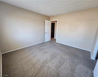 7748 Cascade Bluffs Court - Photo Thumbnail 31