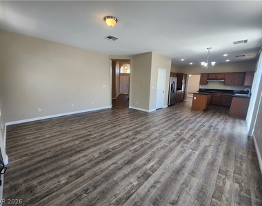 7748 Cascade Bluffs Court - Photo Thumbnail 16