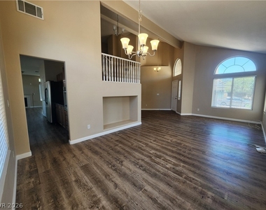 7748 Cascade Bluffs Court - Photo Thumbnail 8