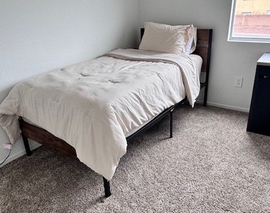 7949 Hollow Pine Street - Photo Thumbnail 13