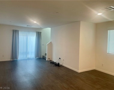 12243 Radiant Sunrise Road - Photo Thumbnail 8