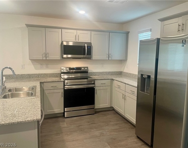 12243 Radiant Sunrise Road - Photo Thumbnail 4