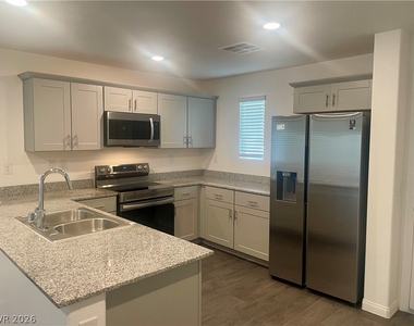 12243 Radiant Sunrise Road - Photo Thumbnail 3