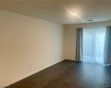 12243 Radiant Sunrise Road - Photo Thumbnail 6