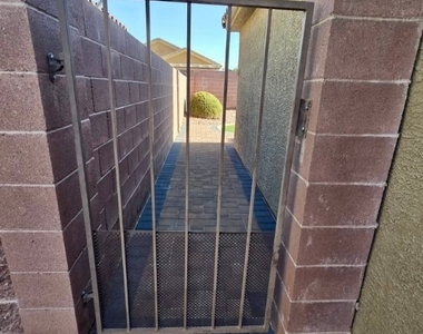 5692 Great Eagle Court - Photo Thumbnail 20