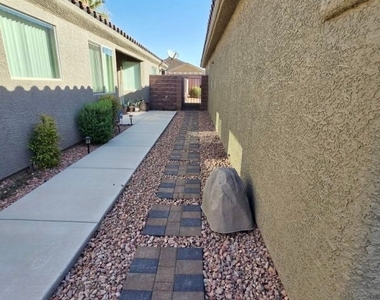 5692 Great Eagle Court - Photo Thumbnail 18