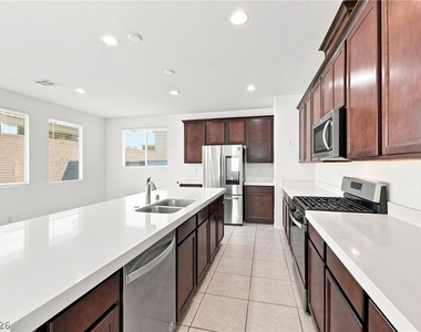 4619 Engage Street - Photo Thumbnail 6