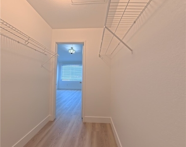 5415 W Harmon Avenue - Photo Thumbnail 25