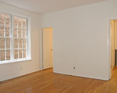  East 21st Street - Photo Thumbnail 1