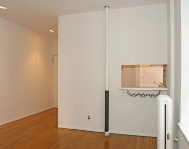  East 21st Street - Photo Thumbnail 2